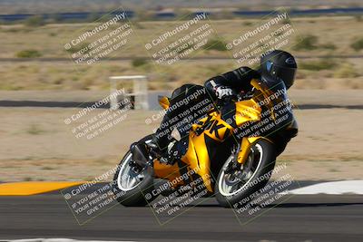 media/Nov-06-2022-SoCal Trackdays (Sun) [[208d2ccc26]]/Turn 11 (10am)/